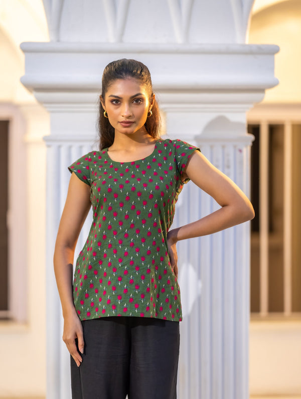 Naina Kurti